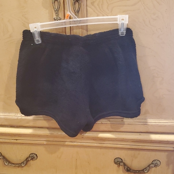 Shorts - Picture 4 of 4